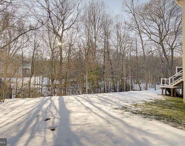 8105 Red Farm Lane - Photo Thumbnail 12
