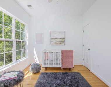 4548 Longfellow Street - Photo Thumbnail 31