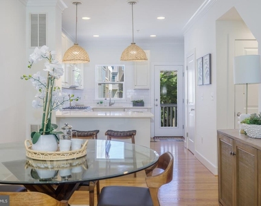 4548 Longfellow Street - Photo Thumbnail 12