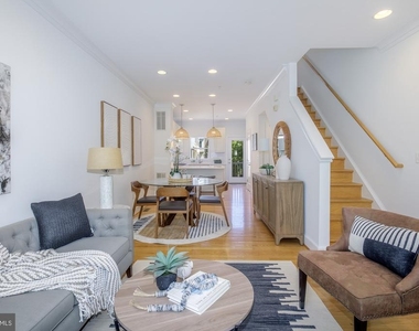 4548 Longfellow Street - Photo Thumbnail 9