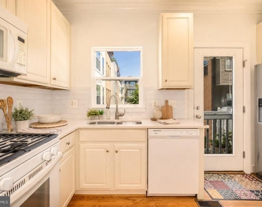 4548 Longfellow Street - Photo Thumbnail 16