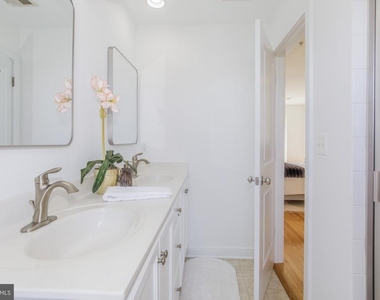 4548 Longfellow Street - Photo Thumbnail 38