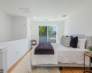 4548 Longfellow Street - Photo Thumbnail 33
