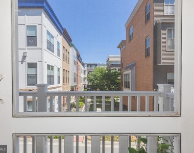 4548 Longfellow Street - Photo Thumbnail 18