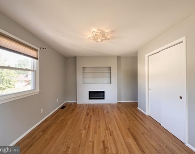 109 Graiden Street - Photo Thumbnail 5