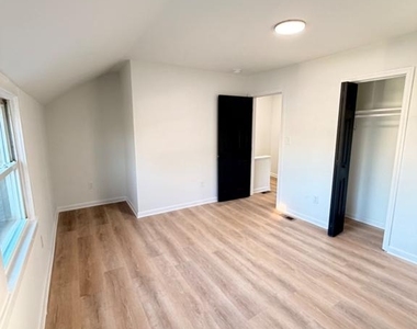 104 Irving Street - Photo Thumbnail 23