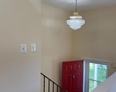 5208 Edgewood Road - Photo Thumbnail 10