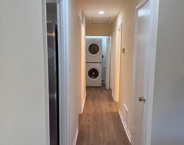 5208 Edgewood Road - Photo Thumbnail 11