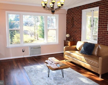 403 Careybrook Lane - Photo Thumbnail 12