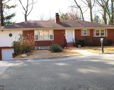 403 Careybrook Lane - Photo Thumbnail 15