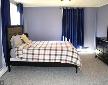 403 Careybrook Lane - Photo Thumbnail 35