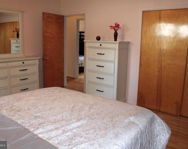 403 Careybrook Lane - Photo Thumbnail 24