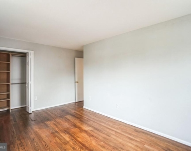 12814 Whiteholm Drive - Photo Thumbnail 12