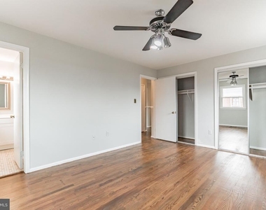 12814 Whiteholm Drive - Photo Thumbnail 8