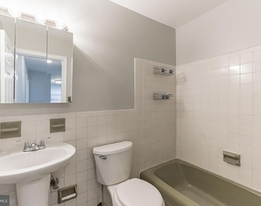 12814 Whiteholm Drive - Photo Thumbnail 16