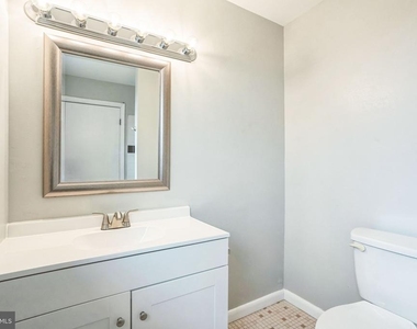 12814 Whiteholm Drive - Photo Thumbnail 19