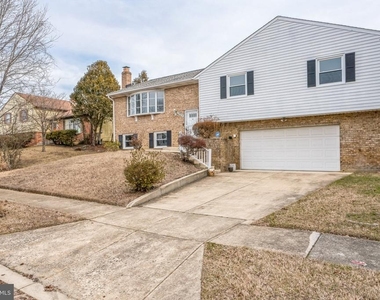 12814 Whiteholm Drive - Photo Thumbnail 1