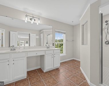 12014 Crestwood Avenue S - Photo Thumbnail 13