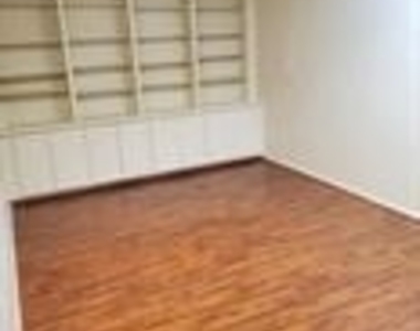 14638 Wexhall Terrace - Photo Thumbnail 6