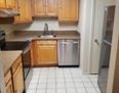 14638 Wexhall Terrace - Photo Thumbnail 7