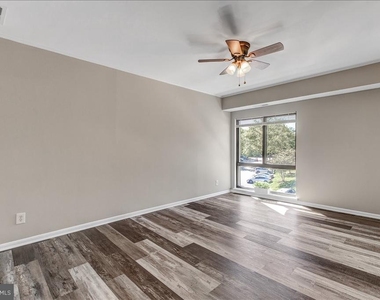 5915 Tamar Drive - Photo Thumbnail 23