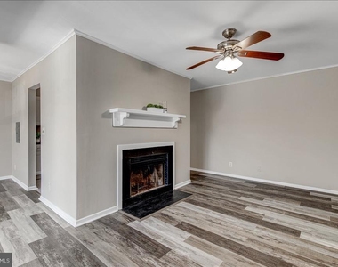 5915 Tamar Drive - Photo Thumbnail 6