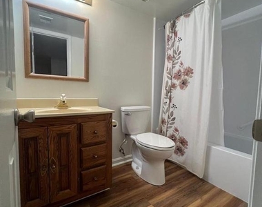 8578 Harvest View Court - Photo Thumbnail 23