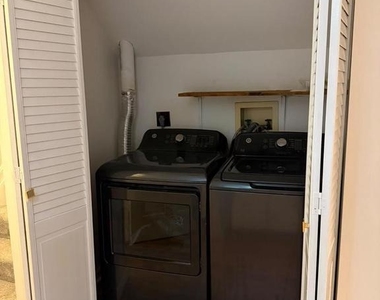 8578 Harvest View Court - Photo Thumbnail 21