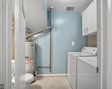 9695 Hitching Post Lane - Photo Thumbnail 12