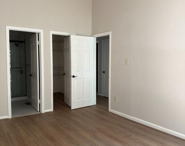 9104 Emersons Reach - Photo Thumbnail 9