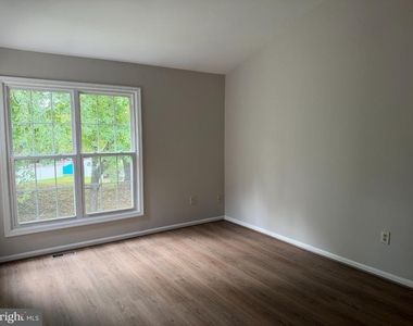 9104 Emersons Reach - Photo Thumbnail 7