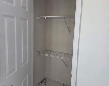 7266 Maidstone Place - Photo Thumbnail 23