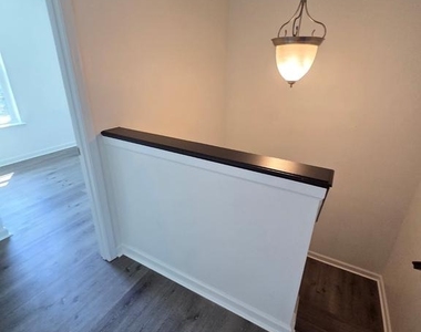 7266 Maidstone Place - Photo Thumbnail 16