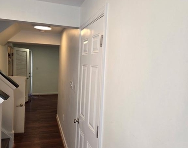 7266 Maidstone Place - Photo Thumbnail 3