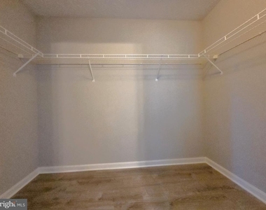 2165 Kyle Green Road - Photo Thumbnail 15