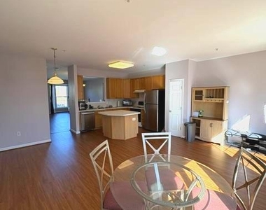 2121 Paxton Terrace - Photo Thumbnail 5