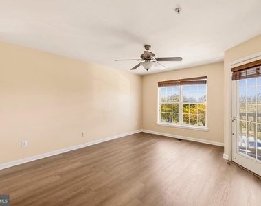 1824 Wheyfield Drive - Photo Thumbnail 13