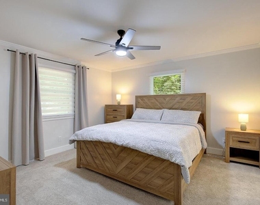 5822 Long Beach Drive - Photo Thumbnail 16