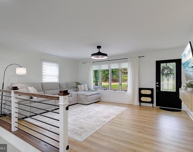 5822 Long Beach Drive - Photo Thumbnail 6