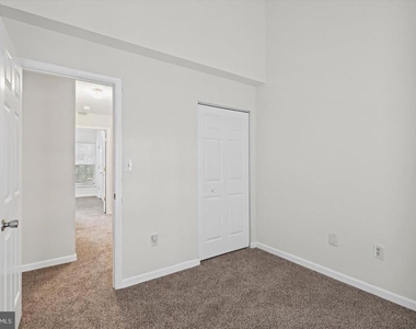 9823 Sherwood Farm Road - Photo Thumbnail 23