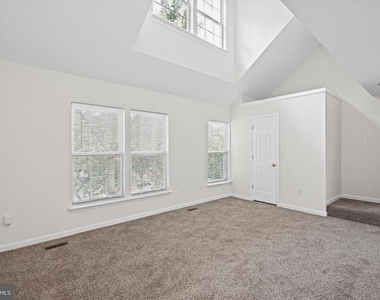 9823 Sherwood Farm Road - Photo Thumbnail 30