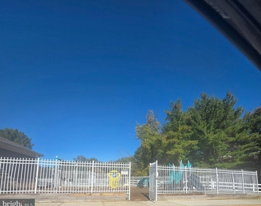 9823 Sherwood Farm Road - Photo Thumbnail 46