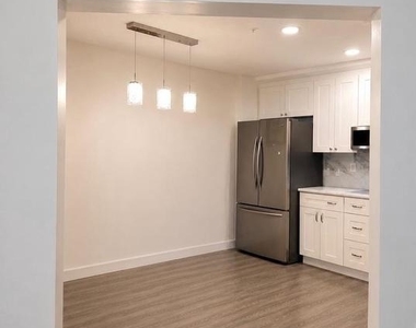 4268 Maple Path Circle - Photo Thumbnail 8