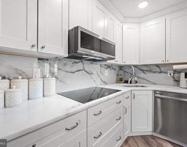 4268 Maple Path Circle - Photo Thumbnail 4