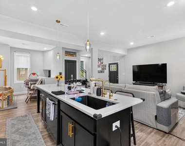 4505 Maine Avenue - Photo Thumbnail 6