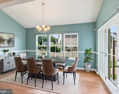 807 Boxwood Drive - Photo Thumbnail 10