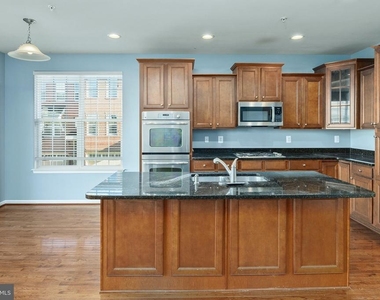 2641 Shade Branch Road - Photo Thumbnail 5
