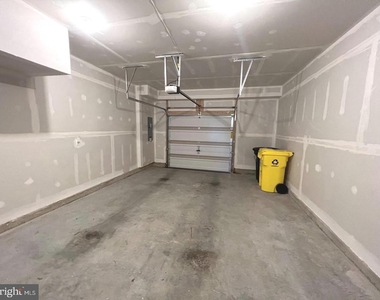 7801 Rosella Lane - Photo Thumbnail 19