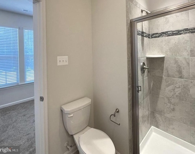 7801 Rosella Lane - Photo Thumbnail 16