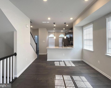 7801 Rosella Lane - Photo Thumbnail 3
